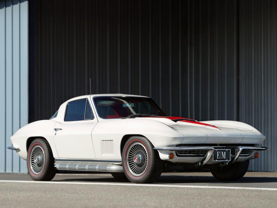  Chevrolet Corvette Stingray 1967 года  (фото 13 из 26)